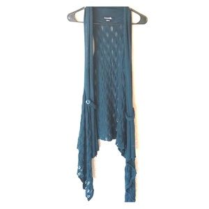 Very cute tank knitted tank over shirt